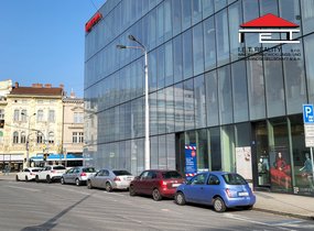 Pronájem, Obchodní prostory,  216m²