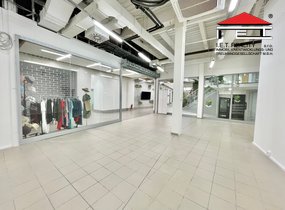 Pronájem rohového obchodu v nákupním centru (cca 127 m²)