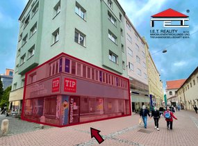 Prodej obchodního prostoru v pěší zóně (cca 236 m²)