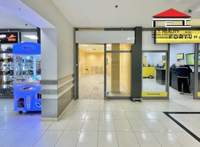 Pronájem obchodních prostor v nákupním centru Dornych (29,4 m²)