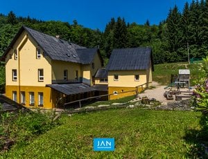 Prodej zavedeného penzionu 583 m², s pozemkem o výměře 2.978 m² v Jizerských horách