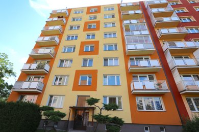 Prodej bytové jednotky o dispozici 2+1 v osobním vlastnictví v Krnově SPC G, Ev.č.: 00043