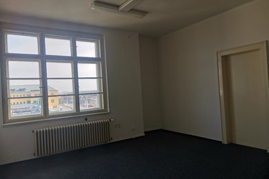 Pronájem, Kanceláře,  27m² - Pardubice - Semtín, Ev.č.: 00099