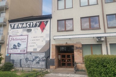 Pronájem prostor SQUASH 120 m²  Hlaváčova 179, Pardubice, Ev.č.: 00087