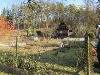 Prodej krásné chaty na okraji Tišnova se slunnou zahradou