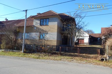 Prodej rozsáhlé nemovitosti s rodinným domem - Kuřimské Jestřabí, 2136 m2, Ev.č.: 00032