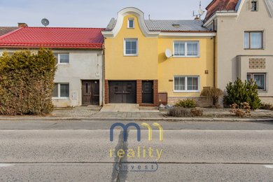 Prodej, rodinný dům, 4+1, 190 m2, Přáslavice, Ev.č.: 00439