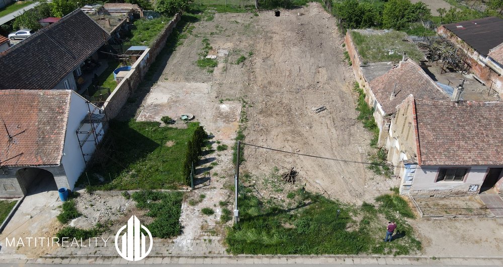 Prodej stavebního pozemku 1.704 m2 se všemi IS, Dyjákovice
