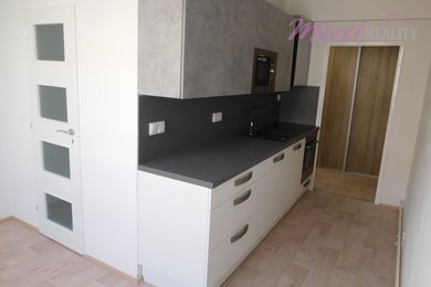 Pronájem, Byty 2+1, 58 m² - Uherské Hradiště - Jarošov, Ev.č.: 00217