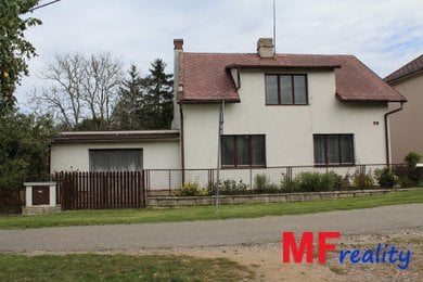 Prodej rodinného domu 5+1 s garáží a pozemkem 1 469 m² s možností další zástavby - Dolní Přím - Probluz, Ev.č.: 00059