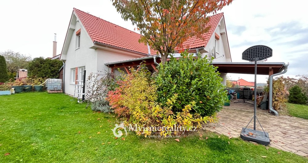 Prodej, Rodinné domy,  6+kk, 177 m2, plocha pozemku 785m² - obec Mašovice, SLEVA!