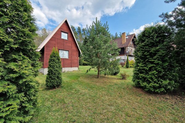 Pronájem dřevěné rekreační chaty s pozemkem 378 m2 ve vyhledávané lokalitě Plzeň Litice