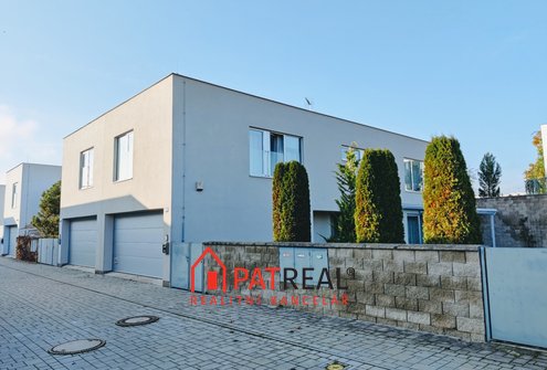 RD 4+kk v Unhošti, garáž, zahrada, pozemek 328 m²
