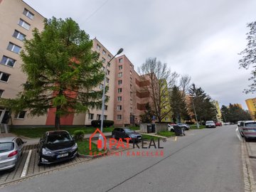 Pronájem bytu 3+1 - 68m², lodžie a komora, na ul. Gruzínská, Brno-Bohunice