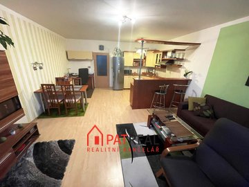 DB/OV 2+kk, 65m2, šatna, sklep, terasa, garážové stání