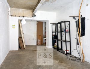 Prodej, garáž (22m²) - Praha - Holešovice