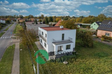 Prodej rodinného domu 5+kk, 154 m2 a zahradou 980 m2 v obci Pardubice - Srnojedy, Ev.č.: 00231