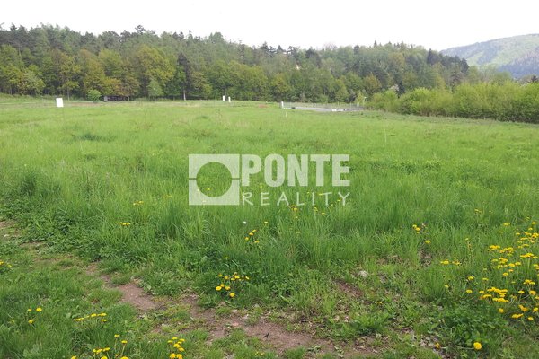 Prodej stavební pozemek 1732m2, Černošice, okr. Praha-západ