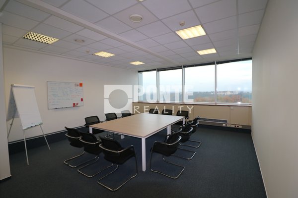 Pronájem kancelářských prostor v administrativní budově Shiran Tower, 92 m2, Praha 6 - Vokovice, ul. Lužná
