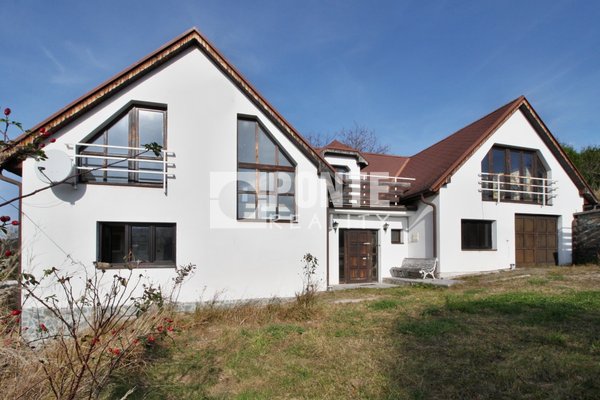 Prodej rodinného domu 3+1, obytná plocha 170 m², zastavěná plocha 207 m², pozemek 1699 m², Kamýk nad Vltavou