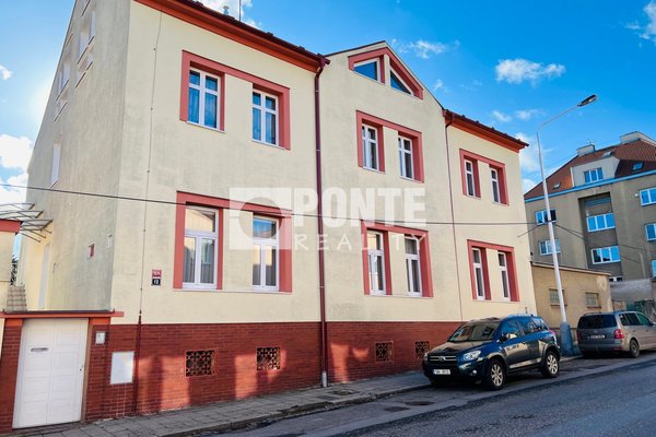 Pronájem bytu 4+1,  150 m², OV, Kladno, ul. Čechova, cihla