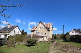Prodej rodinného domu 4+1 na pozemku 1039 m2, ul. Olivová, ve městě Říčany, okres Praha - východ