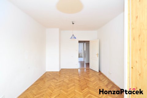 Prodej bytu 2+1 Brandýs nad Labem realitní makléř • realitní kancelář • realitní služby nejen v Praz