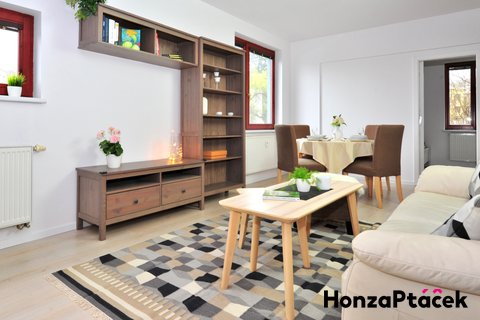 Prodej bytu 2+kk Jeremenkova, Podolí, Praha, realitní makléř v Praze, realitní kancelář4
