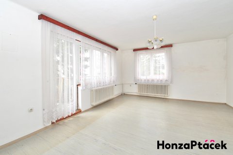 Prodej Rodinného domu Sadská realitní makléř • realitní kancelář • realitní služby nejen v Praze18