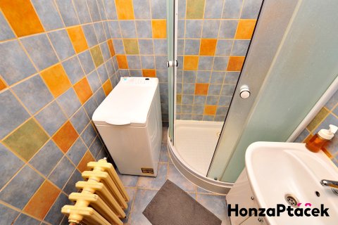 Prodej družstevního bytu Ovčárská ulice realitní makléř • realitní kancelář • realitní s