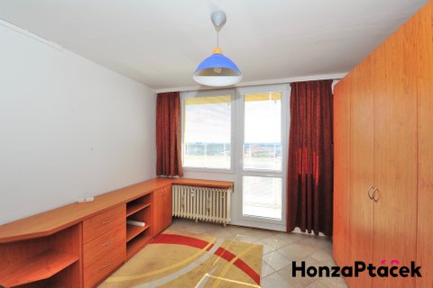 Pronájem bytu Jabloňová, Praha realitní makléř v Praze, realitní kancelář1