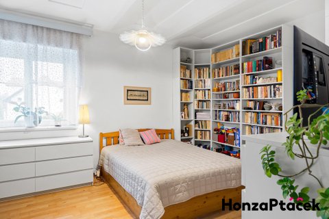 Prodej rodinného domu Tuchoměřice realitní makléř v Praze, realitní kancelář14