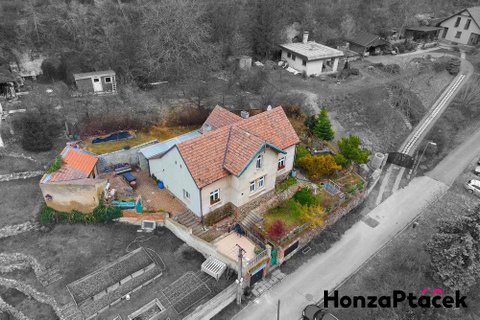 Prodej rodinného domu Tuchoměřice realitní makléř v Praze, realitní kancelář10