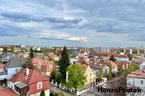 Prodej bytu Nad Olšinami Vinohrady Praha realitní makléř v Praze, realitní kancelář nové3