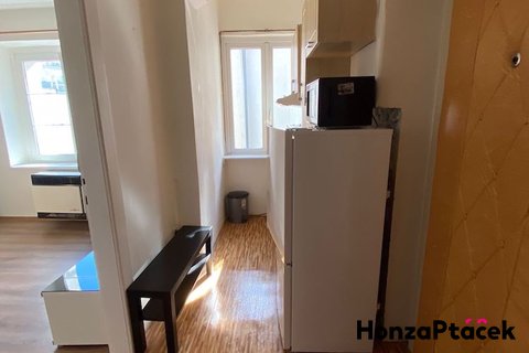 Pronájem bytu Nuselská Prosek Praha realitní makléř v Praze, realitní kancelář6