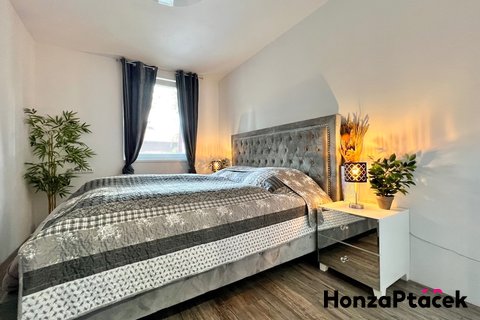 Prodej rodinného domu Loučeň, Mladá Boleslav Praha realitní makléř v Praze, realitní kancela