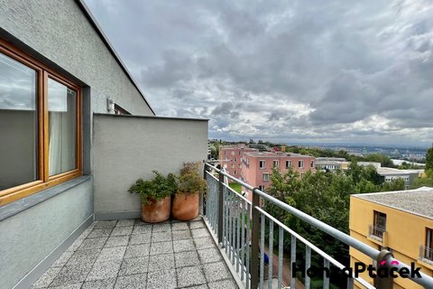 Pronájem bytu 3+1 Velká Skála Praha realitní makléř v Praze, realitní kancelář_3