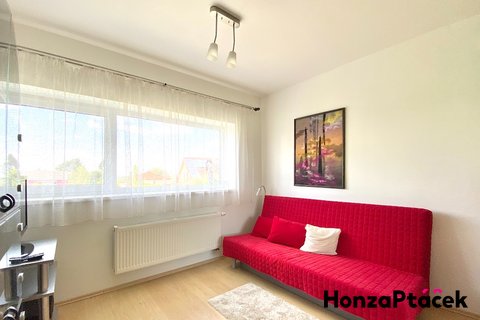 Prodej rodinného domu Úvaly - Praha - Východ realitní makléř • realitní kancelář • realitní služby n