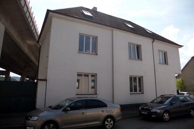 Prodej RD s byty a komerčním prostorem, pozemek 406 m2, ulice Myslbekova, Beroun- Závodí, Ev.č.: RkBe143