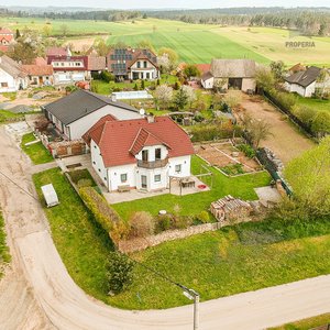 Prodej RD 5+kk s dvojgaráží, kompletně podsklepený, pozemek o CP 740m2, obec Ptáčov, okr. Třebíč
