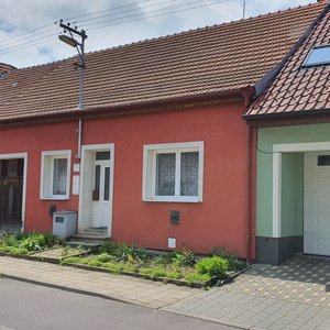Prodej řadového 3+kk s průjezdem a zahradou, 1615 m², Dolní Dunajovice, okr. Břeclav
