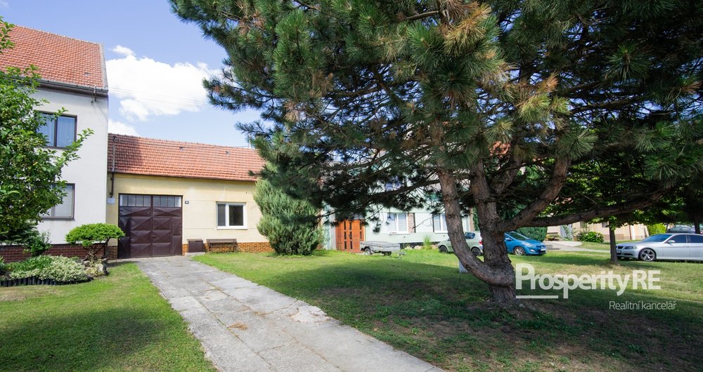 Prodej, Rodinné domy 320 m², pozemek 1093m2- Slavkov, Horní Němčí okres Uherské Hradiště