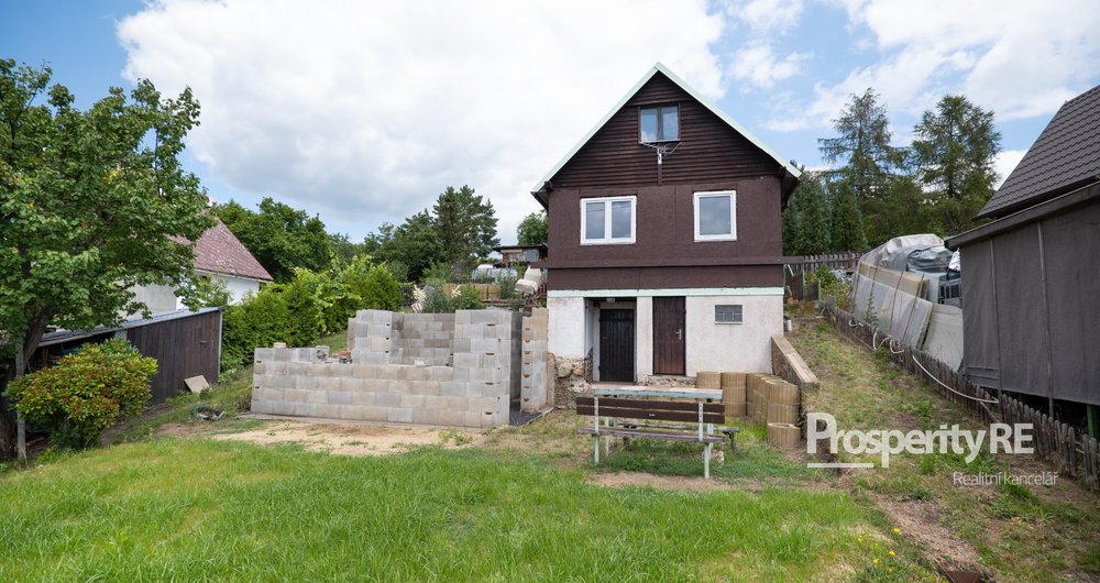 Prodej, Rodinné domy,  18m² - Chlumec - Střížovice