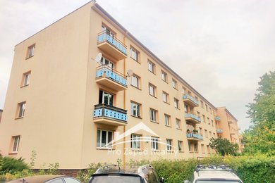 Pronájem bytu 3+1 s balkonem a garáží, 89 m², Plzeň, Brožíkova, Ev.č.: 00090