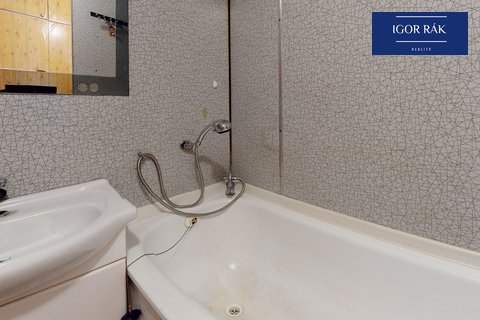Josefa-Kotase-117231-Bathroom