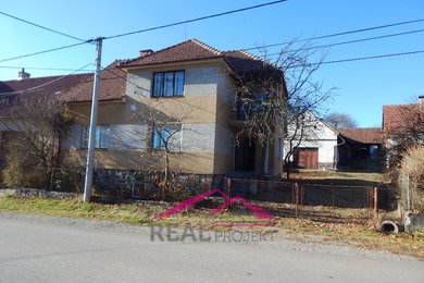 Prodej rozsáhlé nemovitosti s rodinným domem - Kuřimské Jestřabí, 2136 m2, Ev.č.: 00175