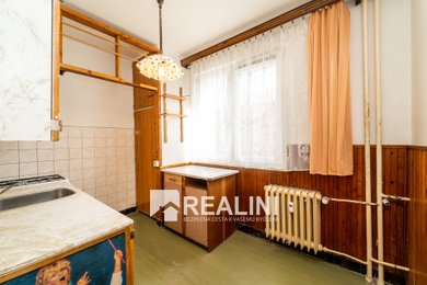 Prodej bytu 2+1, osobní vlastnictví s lodžií na ulici Horova, Ev.č.: 00428