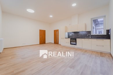 Pronájem bytu č.1 - 2+kk, 67,9 m² na ulici Ruská - Ostrava - Vítkovice, Ev.č.: 00511