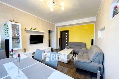 Prodej bytu 3+1, 72 m² v Ostravě - Porubě na ulici Ludvíka Podéště, Ev.č.: 00623