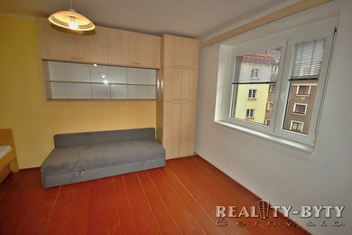 Pronájem bytu 2+kk v cihlovém domě, Liberec, centrum - Mlýnská ul., Ev.č.: 855811